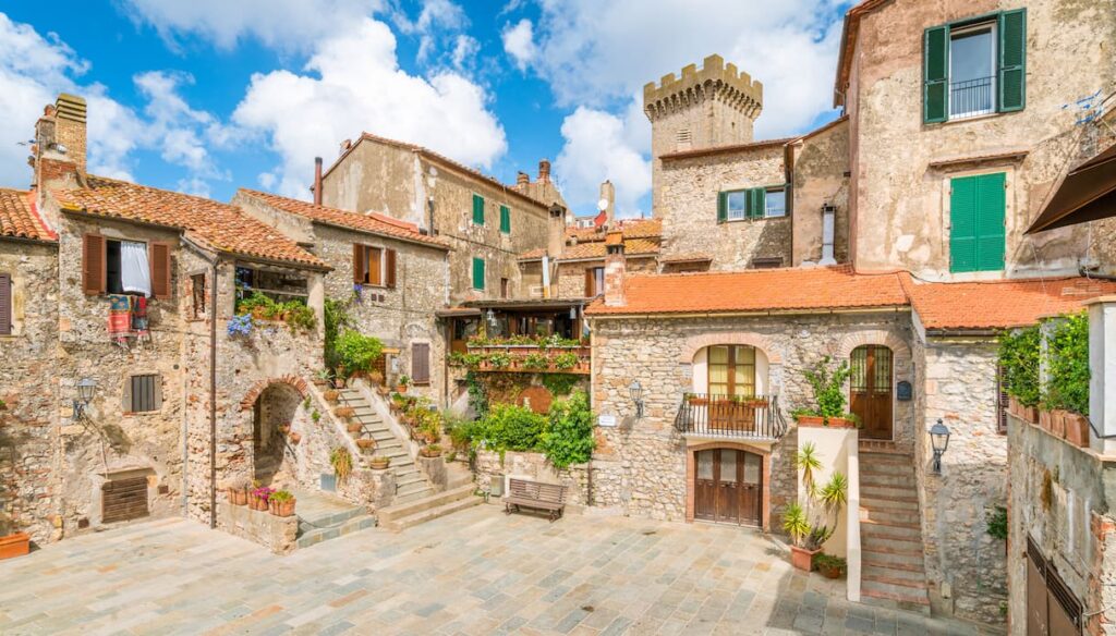 Piazza Capalbio